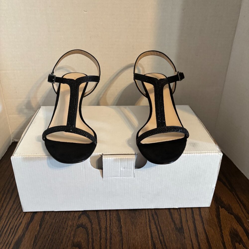 Pelle Moda Black Iya T-Strap kitten heels SZ: 8.5 - Picture 11 of 16